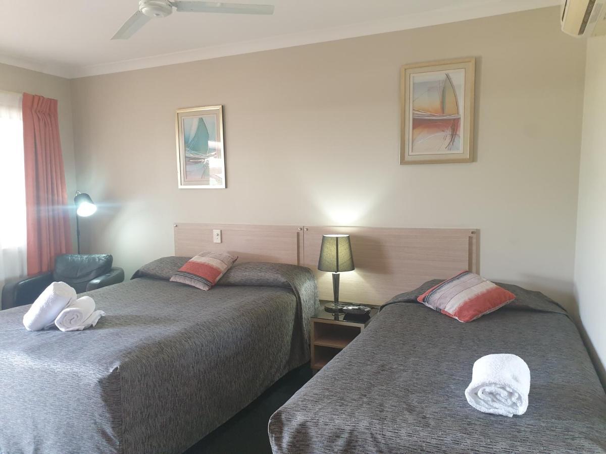 Cobar Central Motor Inn Exteriör bild
